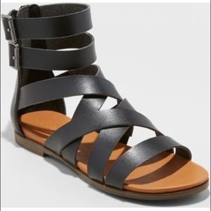 universal thread black sandals